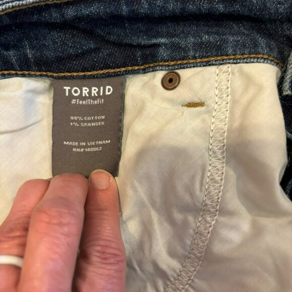 Torrid Mid-Rise Slim Boot Classic Denim Jeans 14 Womens Stretch Blue - Picture 6 of 6